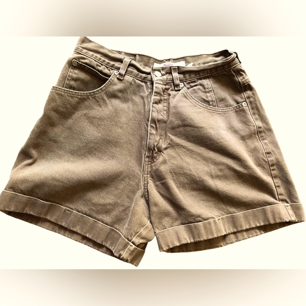 High sierra cargo shorts ^~^